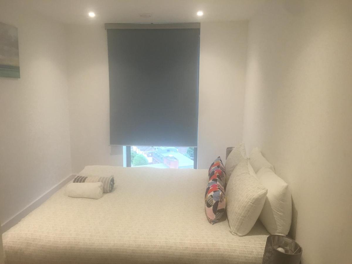 Luxurious Serviced Apartment In Croydon Exterior foto